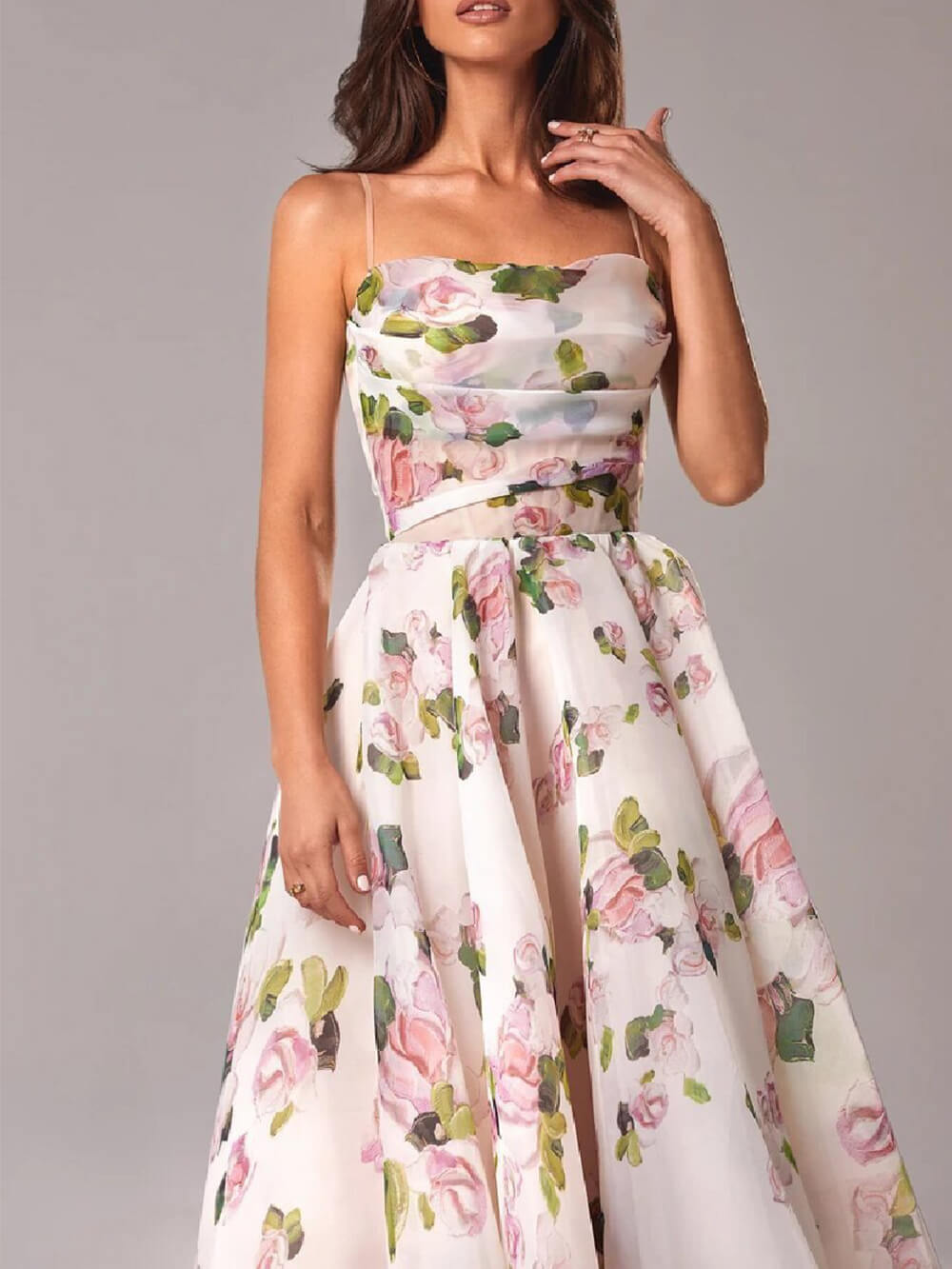 Robe midi évasée à bretelles fleuries pour femme
