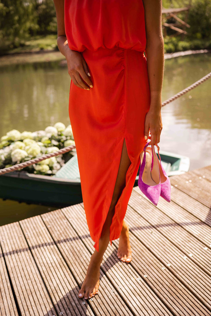 Robe midi sans manches à col haut fendue pour femme